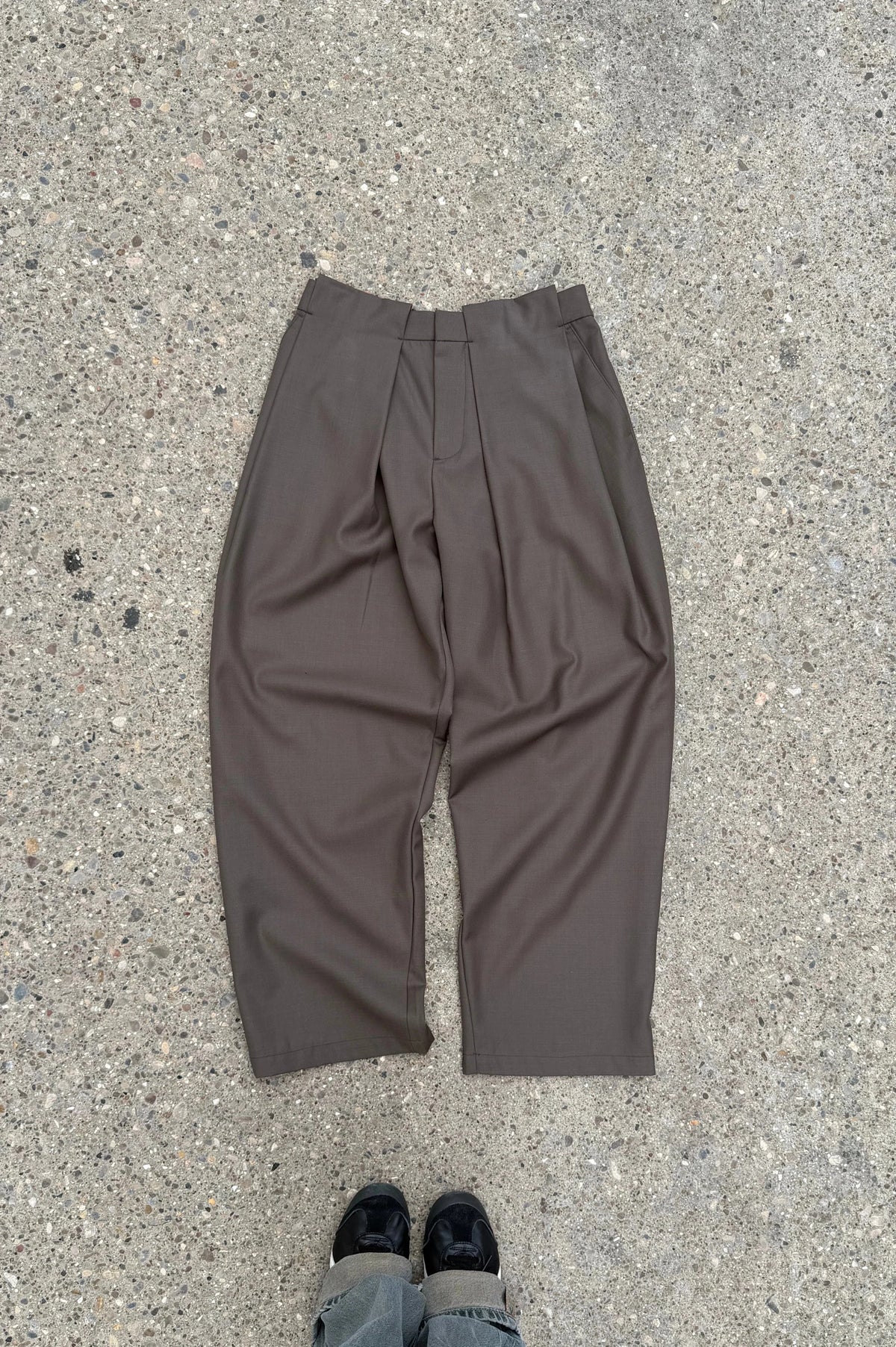 Louvre Tailoring Pants Brown