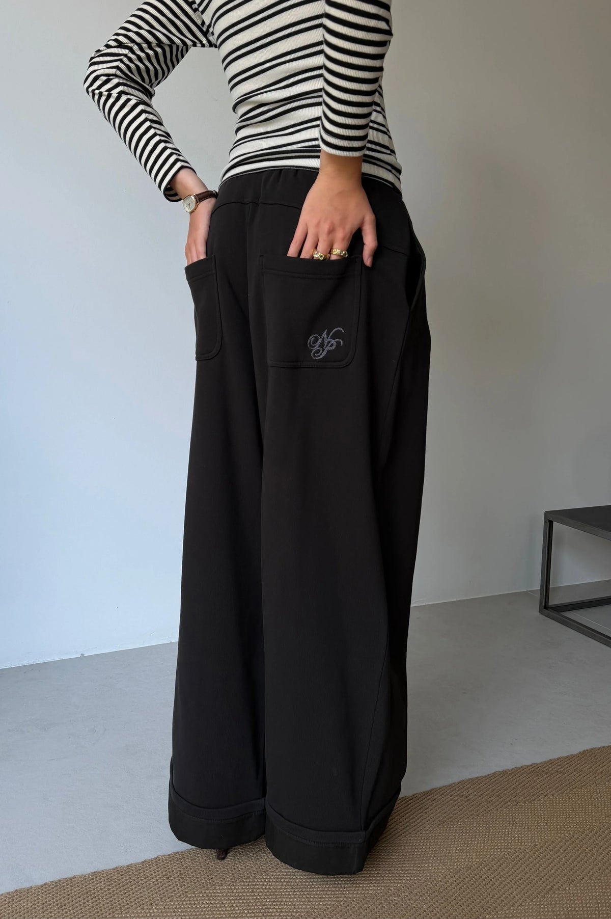 The Sick Day Sweatpants Black