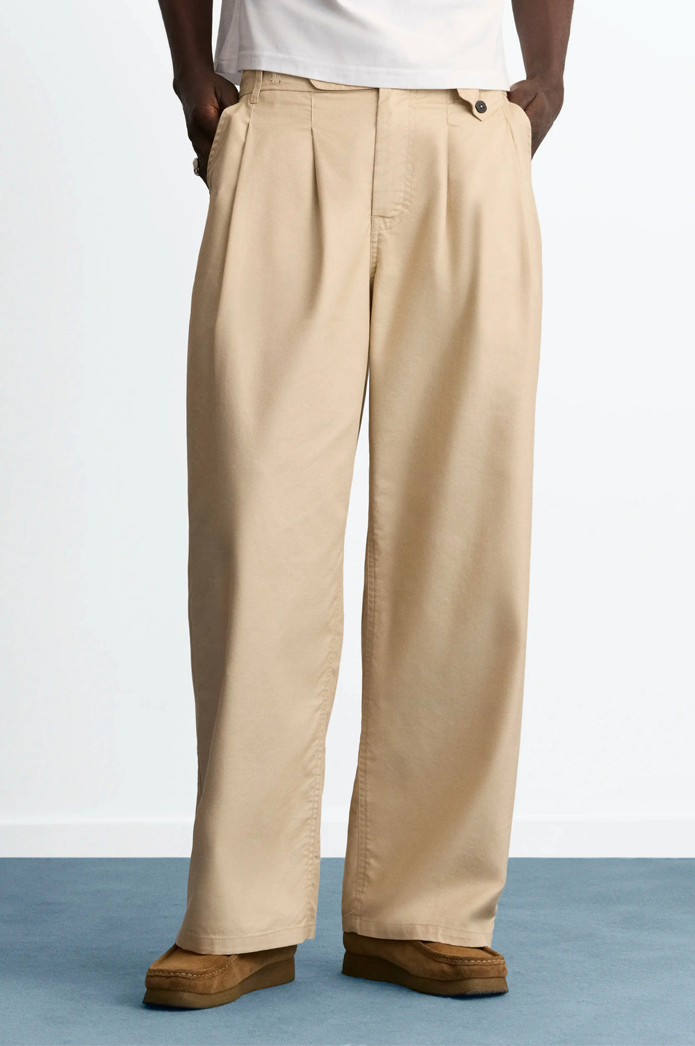 Pleated Chino Pants Beige