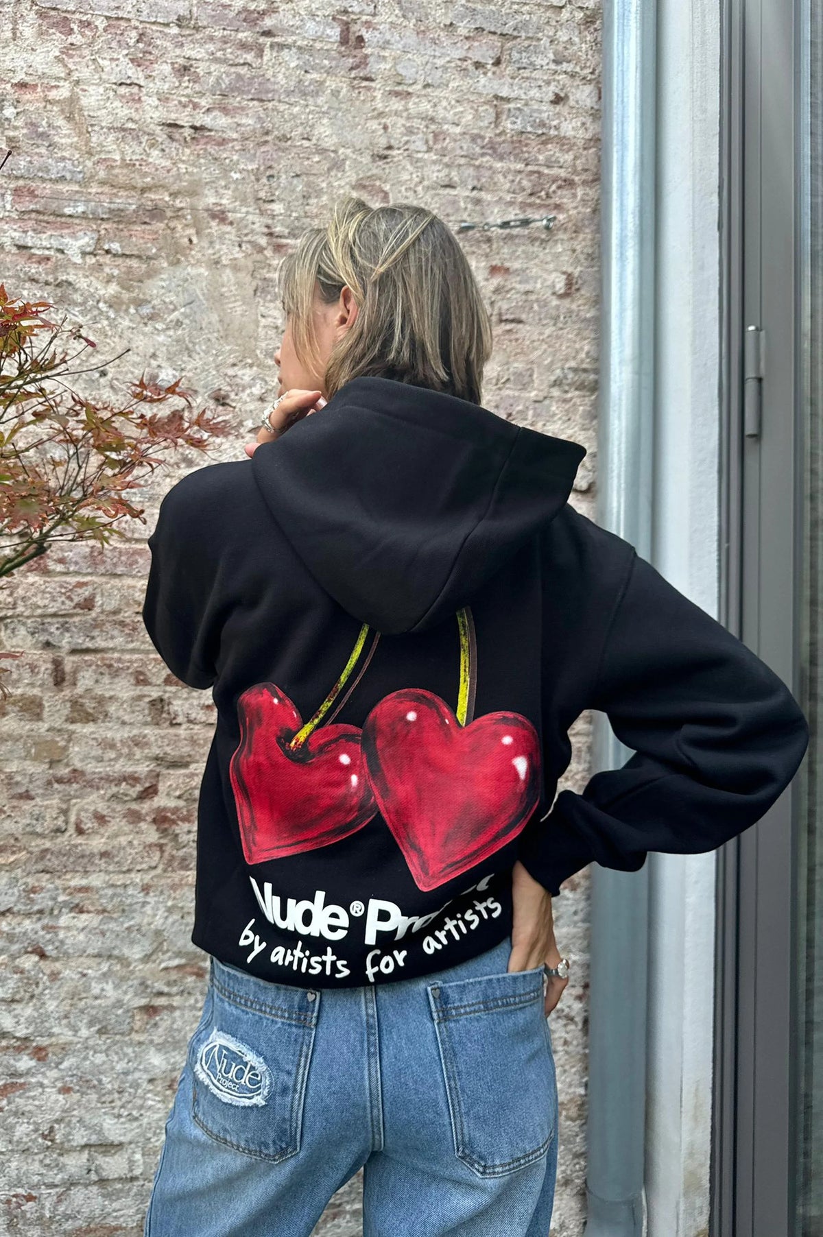 Juicy Cherry Hoodie Black